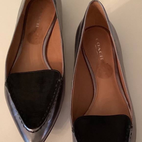 Coach Flats 6.5 - Picture 2 of 5